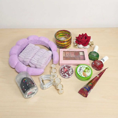 Glow & Glam Beauty Hamper Gift Set DKG-1281