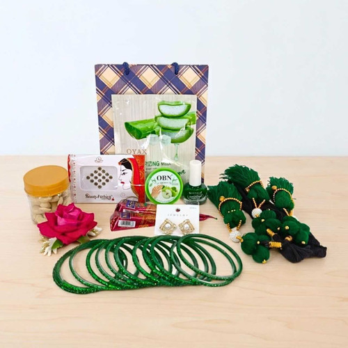 Complete Festive Beauty Hamper DKG-1283