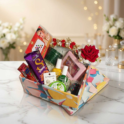 Beauty Accessories & Cadbury Chocolate Gift Box JNK-7561