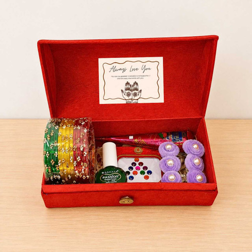 Mehendi, Bangles & Fuzzy Hair Clip Gift Box SPM-853