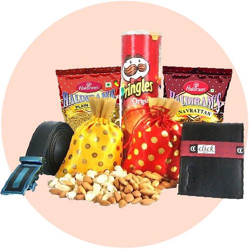 Special Gift Package - Wallet, Belt, Snacks, Dry Nuts & Pringles (7 Items)