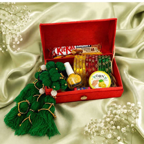 Bangles & Chulthi Dhago Gift Set DKG-1368