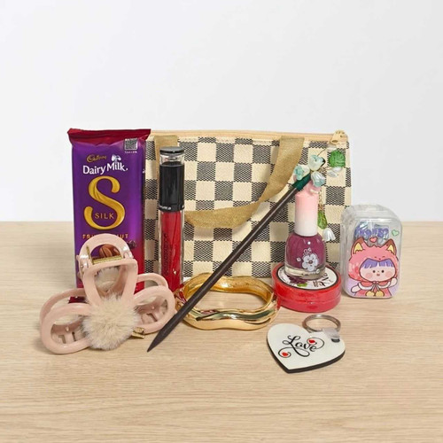 Cosmetic Pouch Gift Set with Beauty Essentials and Chocolate JNK-7615