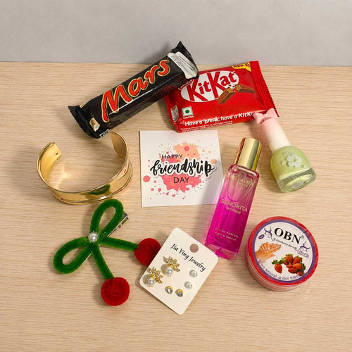 Customized Bala With Chocolate & Perfume Gift Set DKG-1480