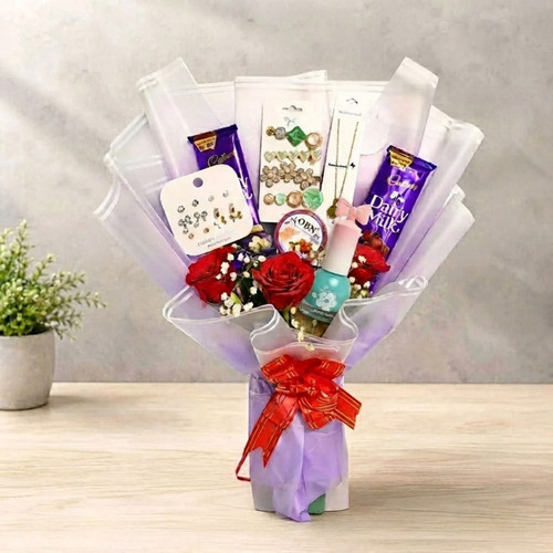 Rose Bouquet with Accessories & Chocolates for Her JNK-7664