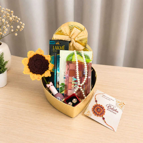 Raksha Bandhan Gift Set With Beauty Essentials, Pearl Necklace SK-3422
