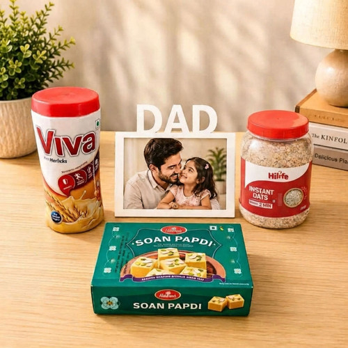 Dad Design Wooden Board  &  Soan Papadi Gift Set