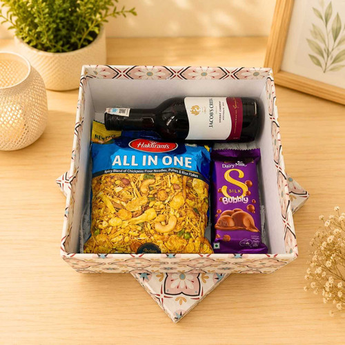Red Wine 187ml with Namkeen & Chocolate Gift Box JNK-7840