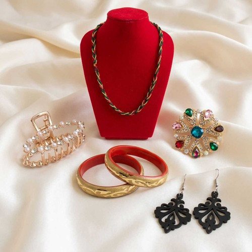 Pote, Bangles, Saree Pin & Acrylic Earing Gift Set DKG-1913