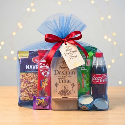 Chocolates, Cookies & Namkeen Festive Hamper DH-99