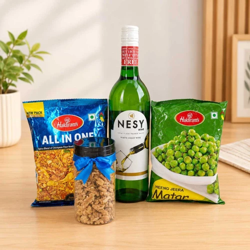 White Wine 750ml with Festive Snacks Gift Combo JNK-8205