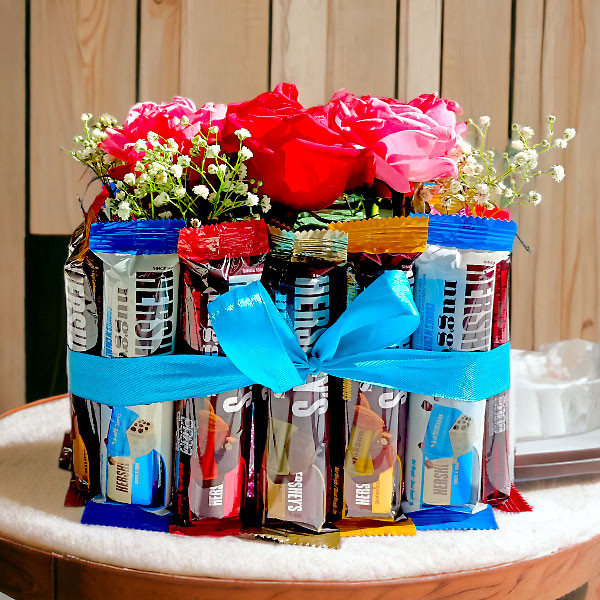 Hershey's Chocolates With Roses Gift Hamper