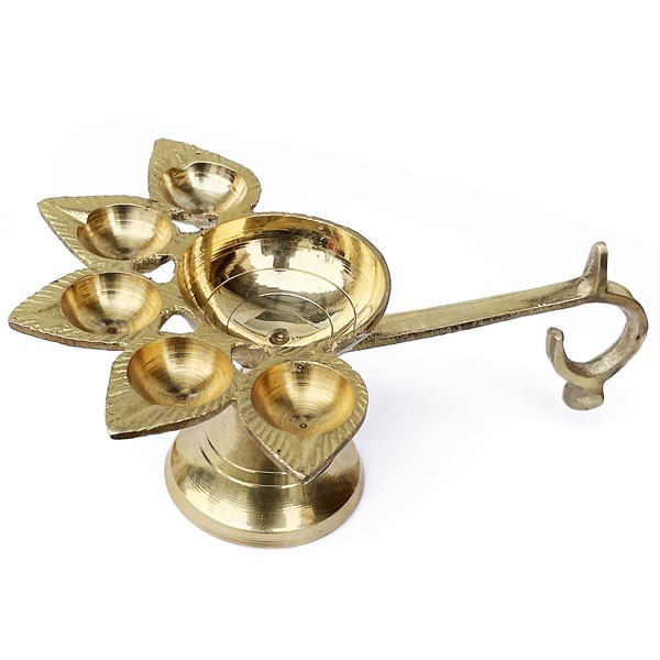 Brass Panchamukhi Aarati Deepak Diya 5.5" Brass Panchamukhi Aarati Deepak Diya 5.5"