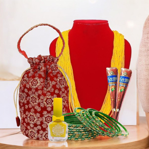 Chura and Pote Gift hamper For Shrawan