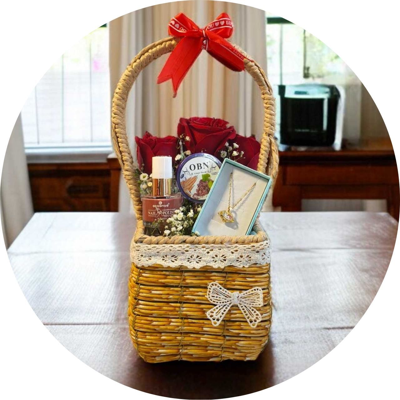 Cosmetics & Accessories