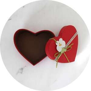 Gift Wrapping & Packing