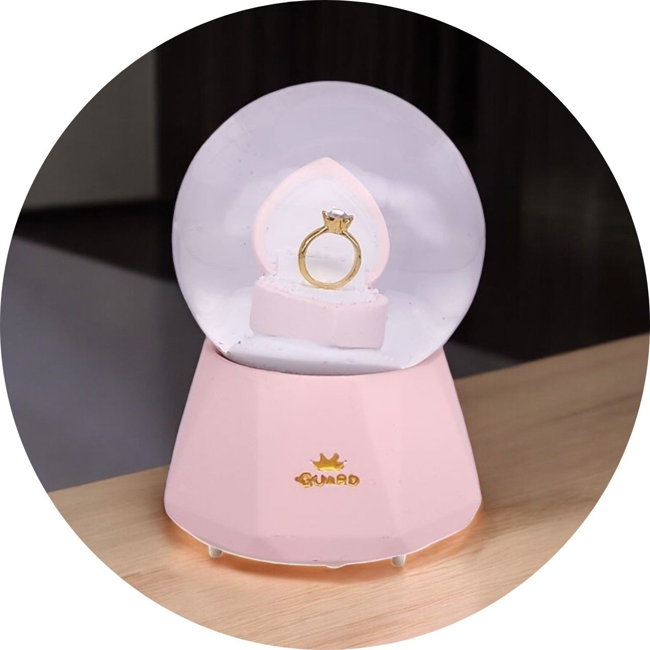 Showpieces for Valentine