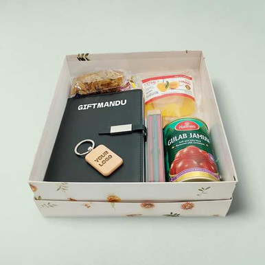Golden Delight Hamper With Note Book, Pen & Mango Dry Fruit Girlfriend ...