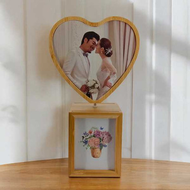 Rotating Heart Frame With LED Base Lamp for Everlasting Love