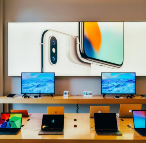 Wall-mounted SEG lightbox with illuminated fabric graphics Wall-mounted SEG lightbox with illuminated fabric graphics