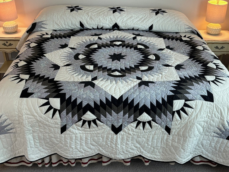 Broken Twinkling Star Amish Quilt 102x116