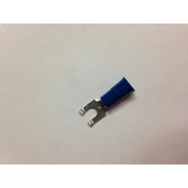 7100163628 3M Vinyl Insulated Butted Seam Flanged Block Fork Terminal BS-22-6S-P, suitable for use in a terminal block