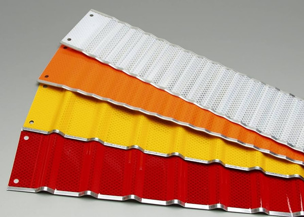 7000055535 3M Diamond Grade Linear Delineation System LDS-R344, Red, 34 in x 4 in, 50/Carton
