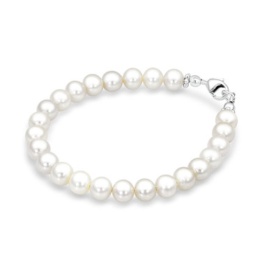 white pearl bracelet