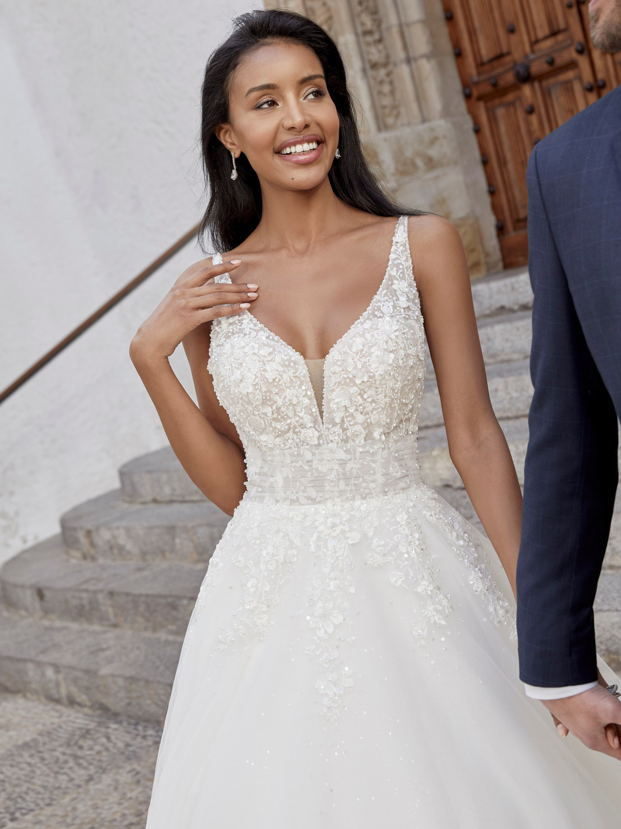 Illusion Neckline Ball Gown Wedding Dress (#VENEZIA)