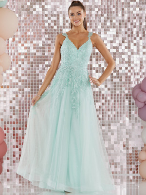 Tiffanys Hanna Sparkle Tulle and Lace Ballgown.