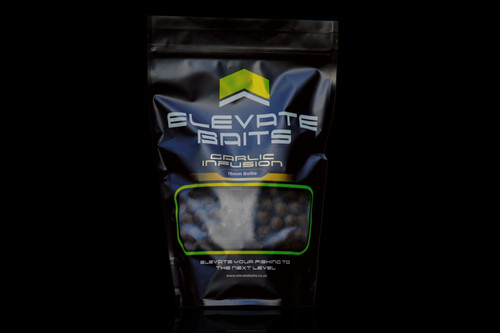 Elevate Baits Garlic Infusion Boilies
