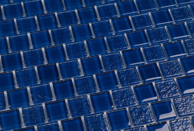 Serenity Blue 1 x 1 NV0001 offset glass mosaic tile Close Up