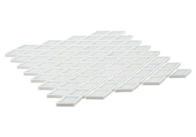 Daymon Collection Diamond Shape Crackle Glass Mosaic DAY 6273 Quastic side view