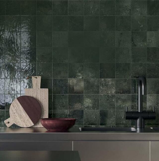 Kitchen Backsplash Tiles Image Banner