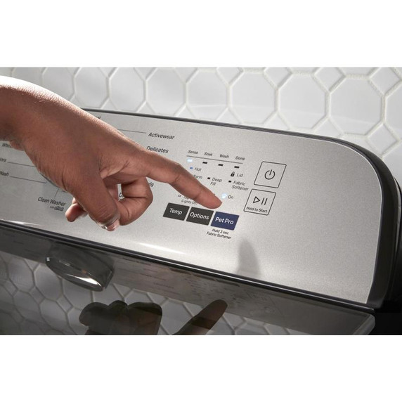 Maytag® Pet Pro Top Load Washer - 5.4 cu. ft. IEC MVW6500MBK