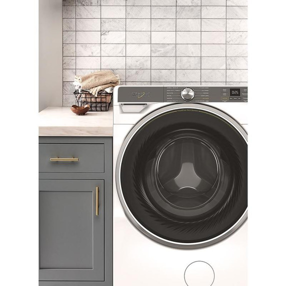 Whirlpool® 5.8 cu. ft. I.E.C. Smart Front Load ENERGY STAR® Certified Washer with FreshFlow™ Vent System and AI Intelligent Wash WFW6720RW