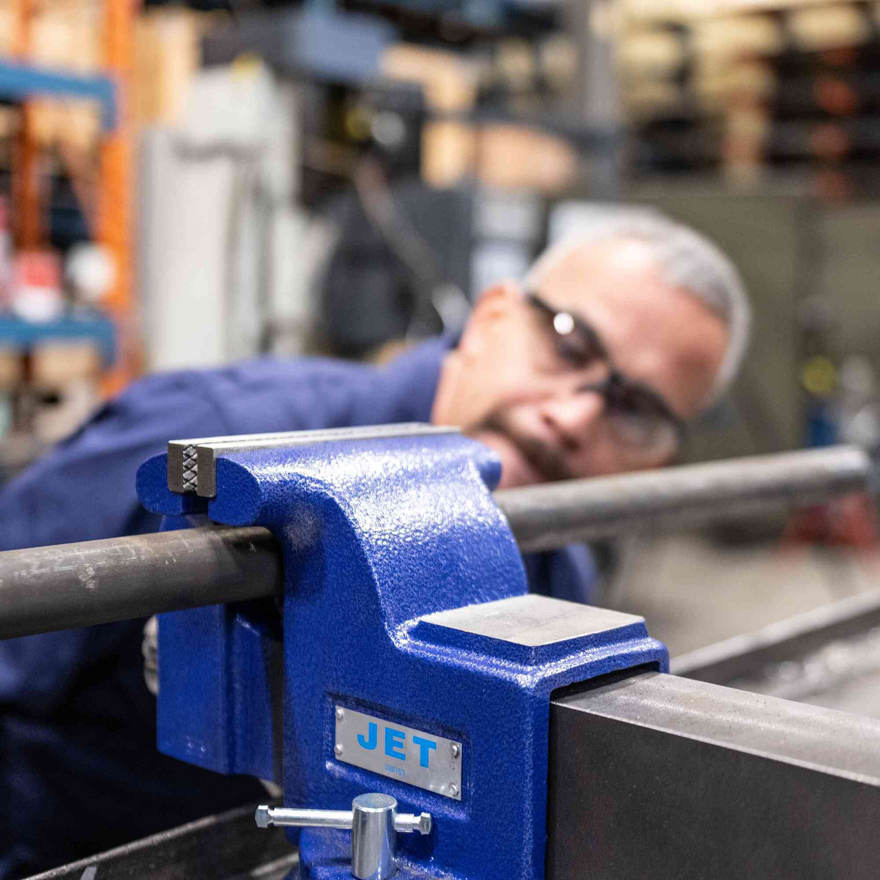 JET 320154-8 Heavy Duty Swivel Base Vise – 360° Rotation, Class 30 Iron, Replaceable Hardened Steel Jaws