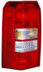 Rear Tail Lamp Assembly, Driver Side | 74ADP333-1946LACN