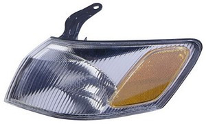 Turn Signal Lamp Assembly, Driver Side | 74AYC18-3458-00C