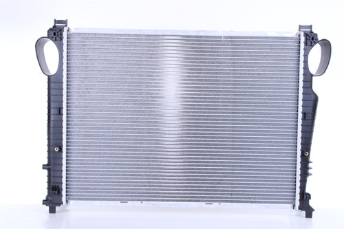 Radiator w/Integrated Transmission Oil Cooler | NIS62547A