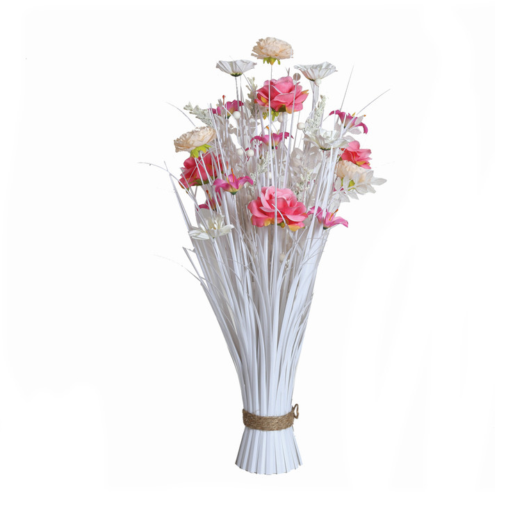 Straits Roses and Lilies White Grass Bundle Medium