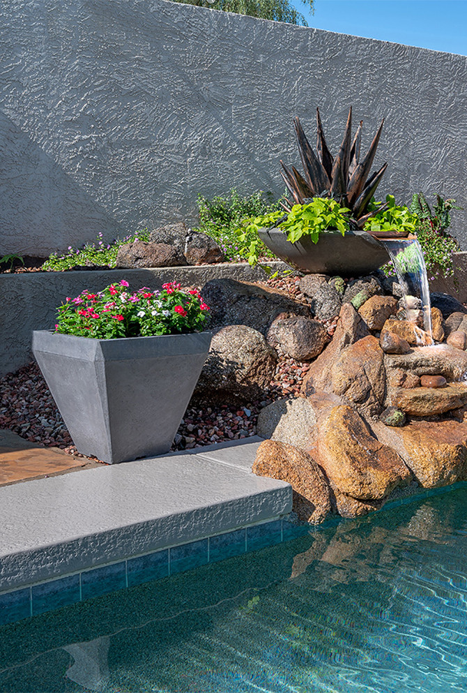 Medium Artisan Cast Stone Patio Planter In Natural Finish