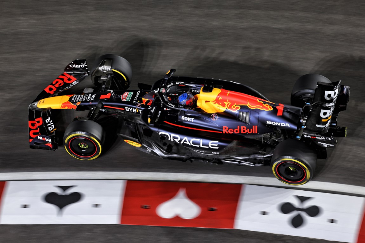 MINICHAMPS 118 ORACLE RED BULL RACING RB20 MAX VERSTAPPEN LAS