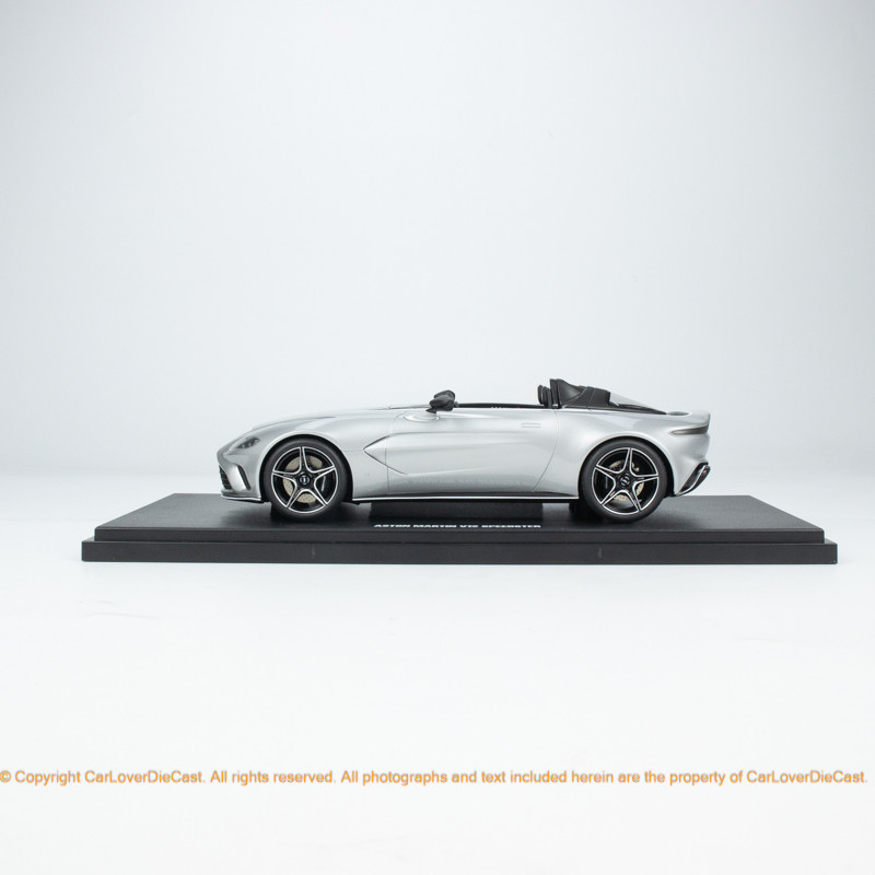 GT Spirit 1:18 ASTON MARTIN V12 SPEEDSTER 2021 SKYFALL SILVER