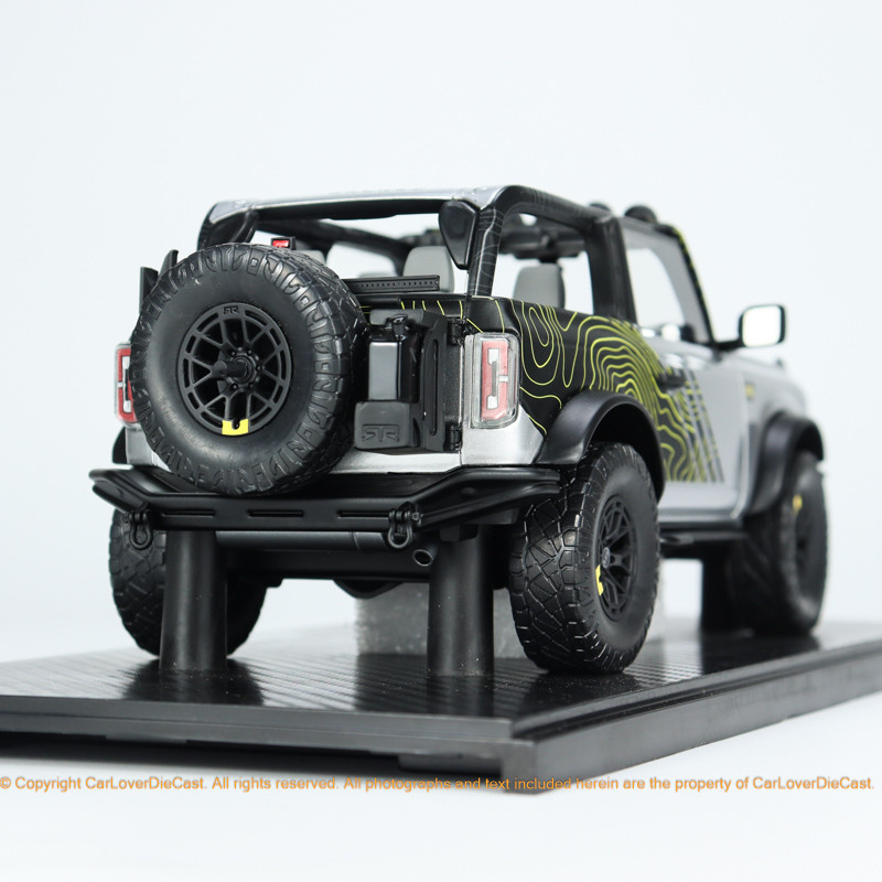 GT Spirit 1:18 ORD BRONCO RTR ICONIC SILVER 2022 (GT404) Resin Car GT Spirit 1:18 ORD BRONCO RTR ICONIC SILVER 2022 (GT404) Resin Car