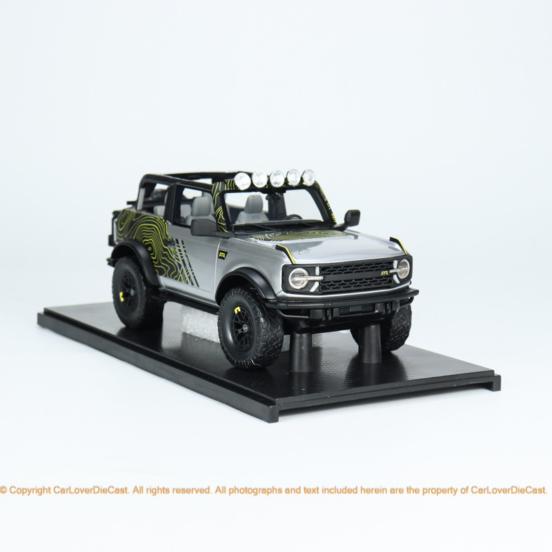 GT Spirit 1:18 ORD BRONCO RTR ICONIC SILVER 2022 (GT404) Resin Car