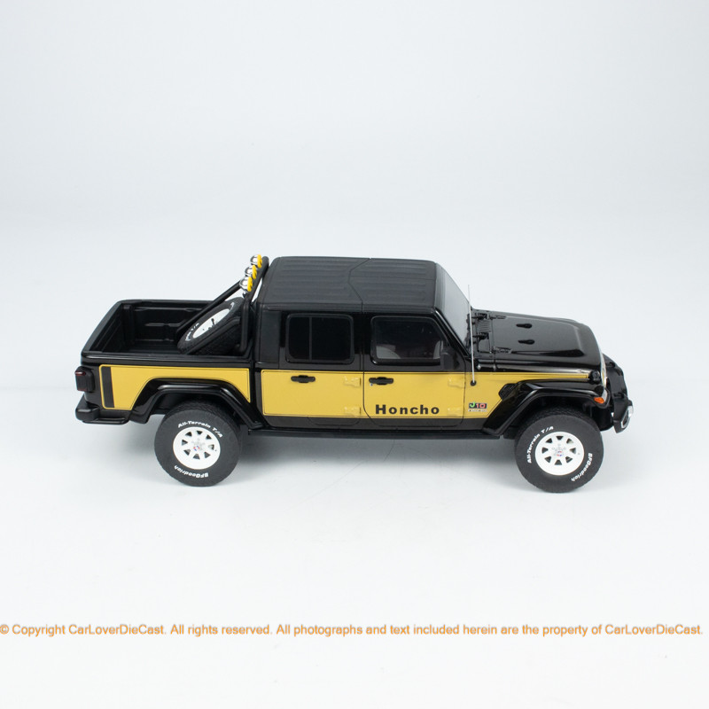 GT Spirit 1:18 JEEP GLADIATOR HONCHO 2020 BLACK (GT422) Resin Car