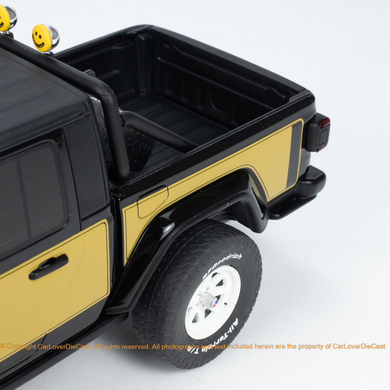 GT Spirit 1:18 JEEP GLADIATOR HONCHO 2020 BLACK (GT422) Resin Car
