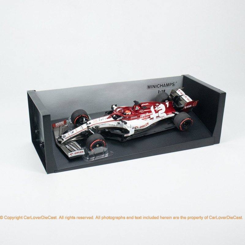 MINICHAMPS 1:18 ALFA ROMEO RACING F1 C39 - KIMI RAIKKONEN 
