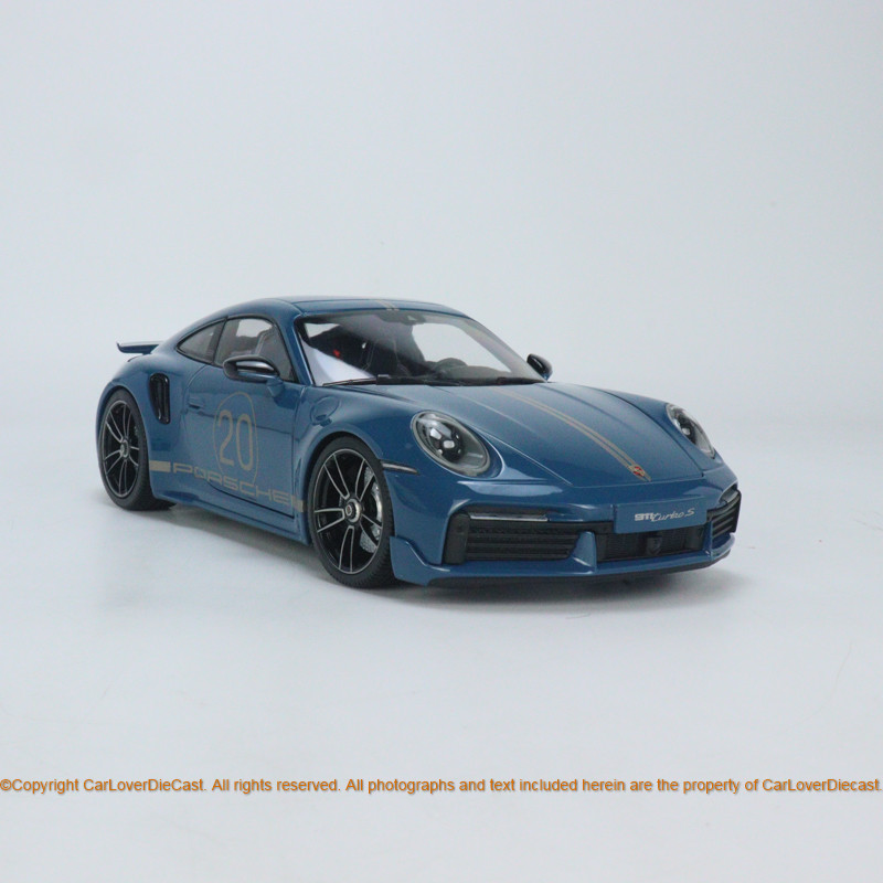 MiniChamps 1:18 Porsche 911 (992) Turbo S Coupe Sport Design